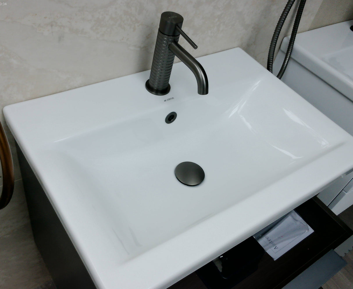 Audrey fluted wall hung vanity unit inc basin 600mm