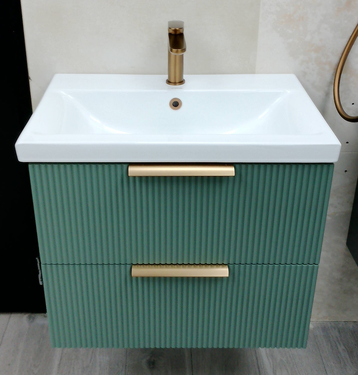Audrey fluted wall hung vanity unit inc basin 600mm