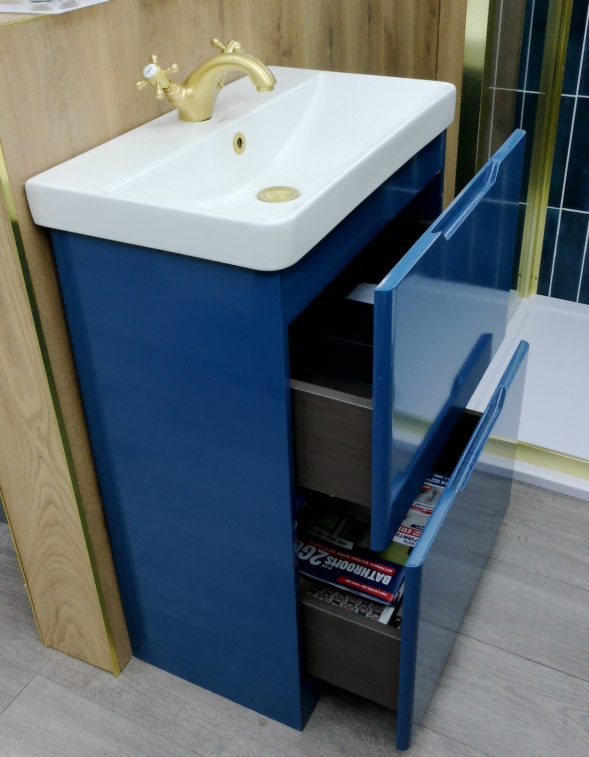 Judy Slimline floor standing vanity unit inc basin 600mm