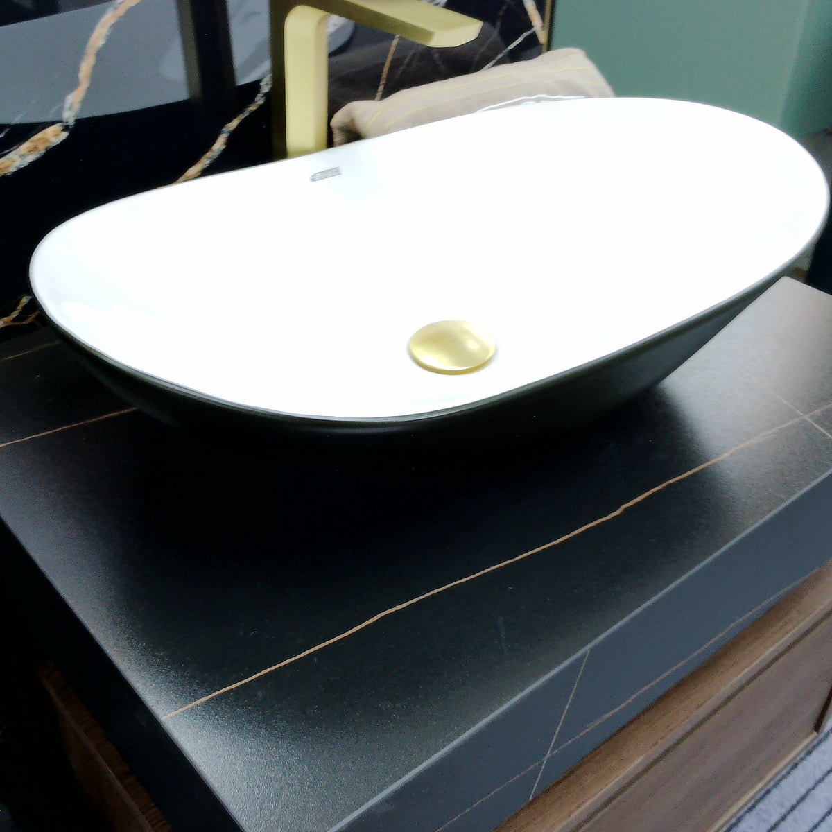 Serano black walnut floating vanity unit set inc bowl 700mm