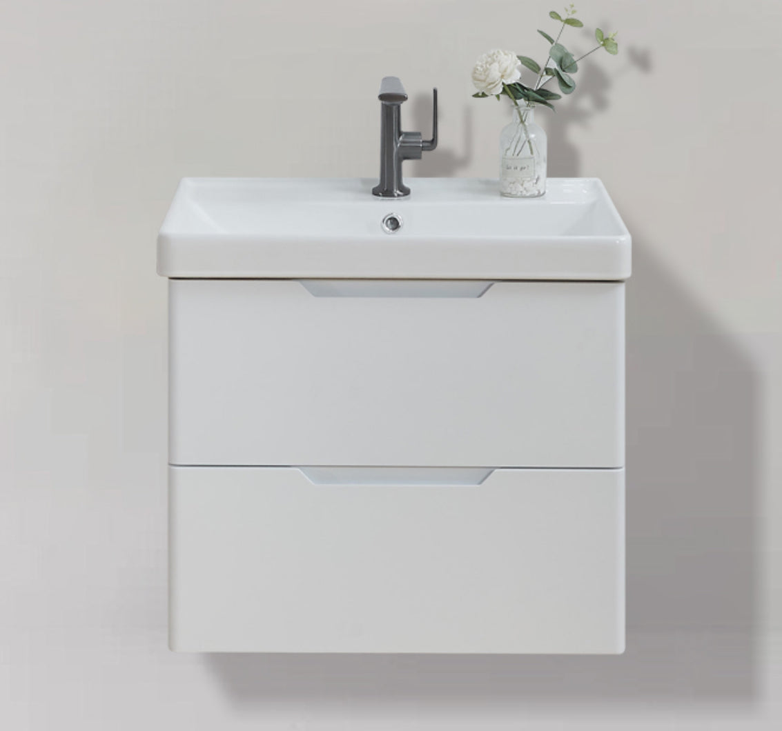 Bailyn wall hung vanity 600mm