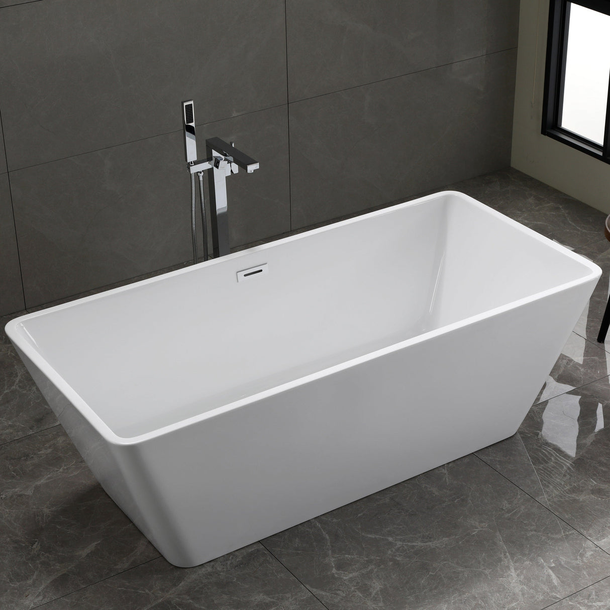 Silva freestanding bathtub 1700mm