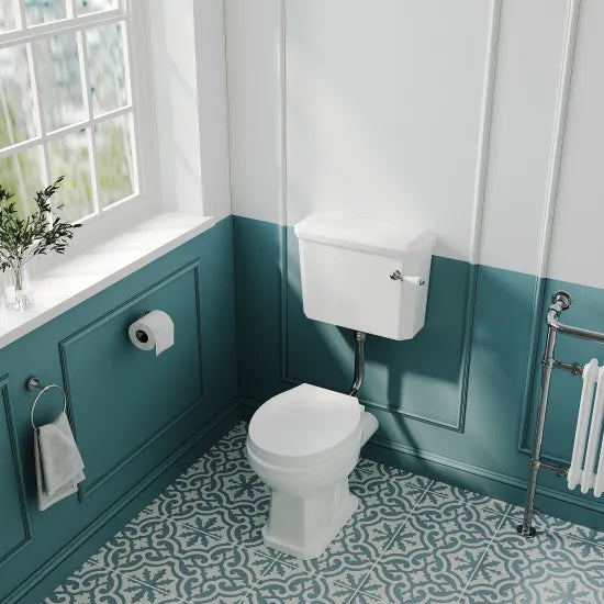 nuie Traditional Low Level Toilet With Cistern & Flush Pipe