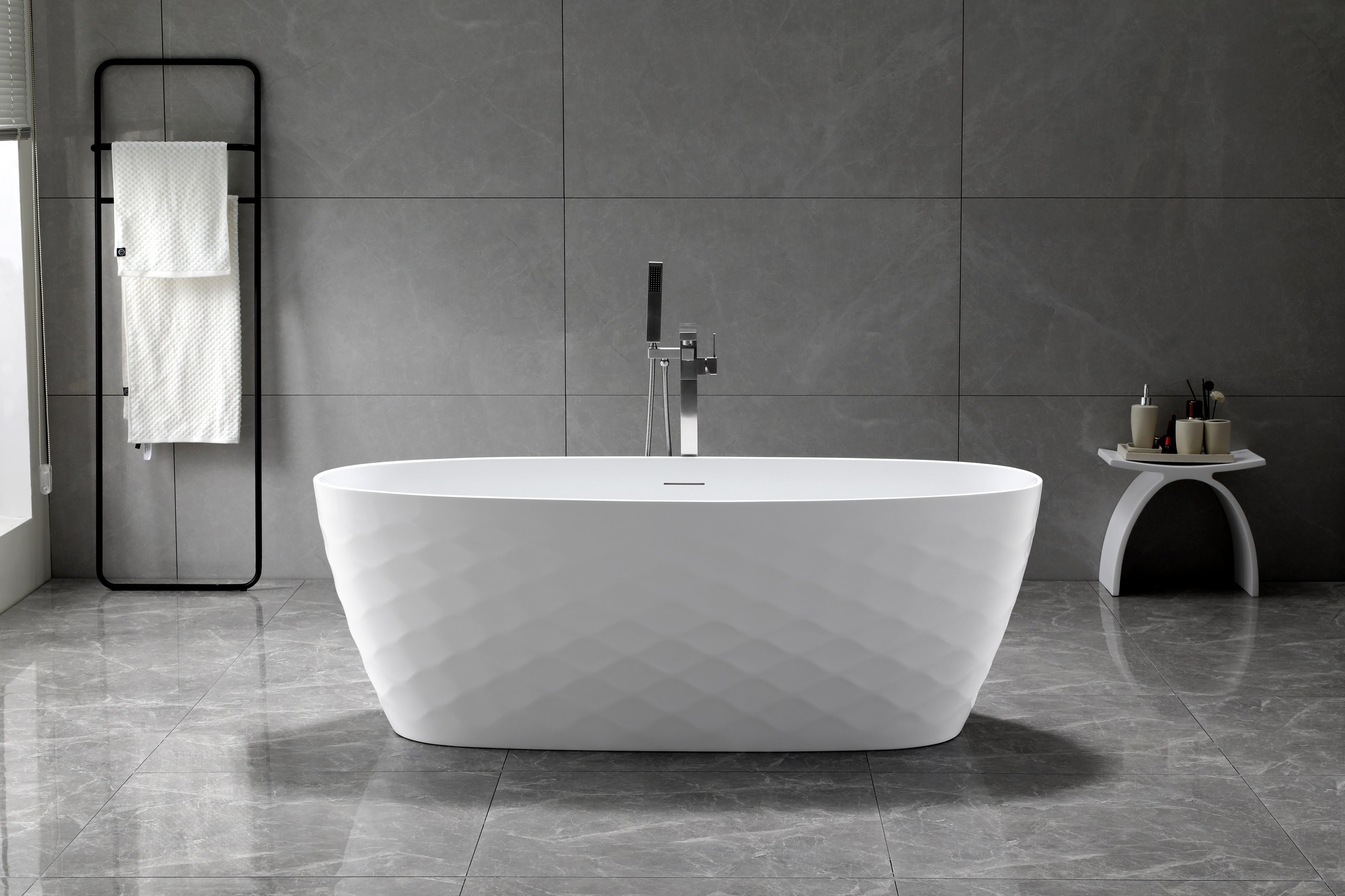 LUSI Freestanding Bathtub white 1700MM X 800MM X 580MM