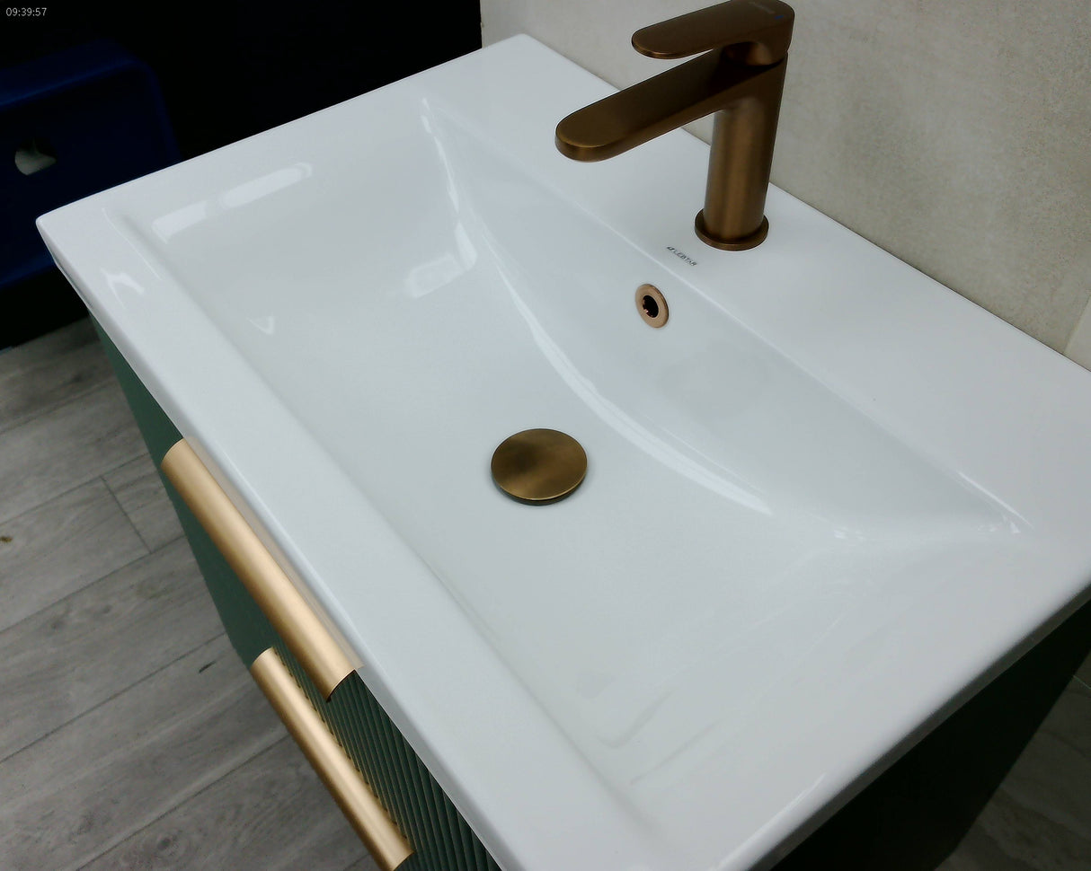 Audrey fluted wall hung vanity unit inc basin 600mm