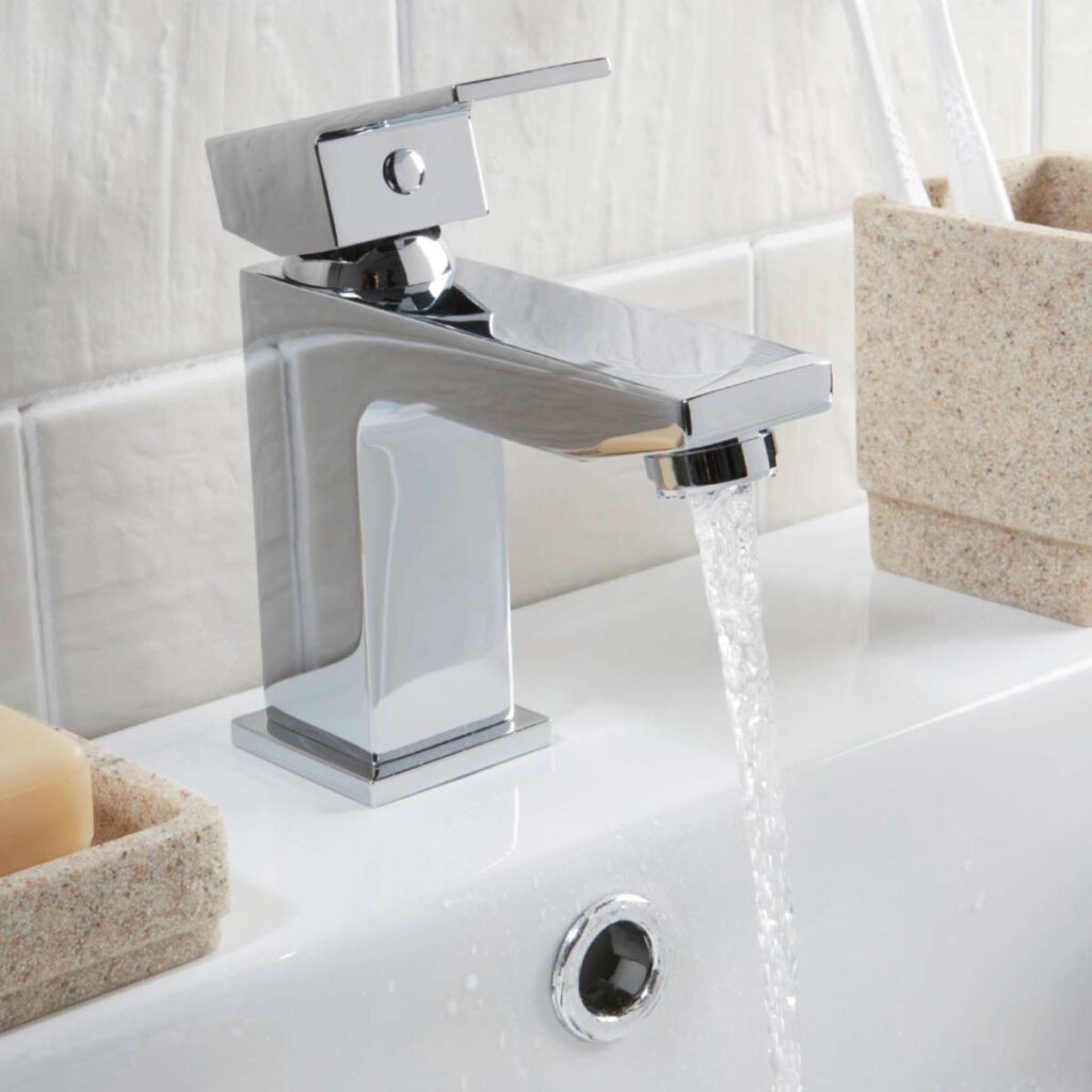 Lanza Mono Basin Mixer with Push Waste